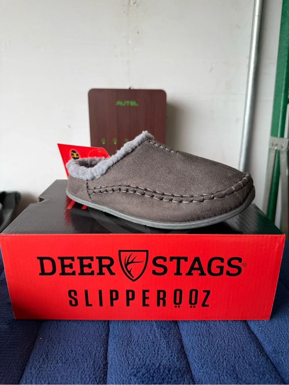 Deer Stags Kids Lil Nordic Suede Slippers Faux Shearling Lining Sz 3Y Charcoal